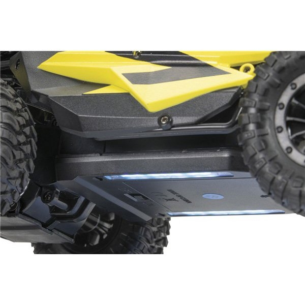 1:16 Scale FPV R/C Car with 1080p Camera and VR Goggles