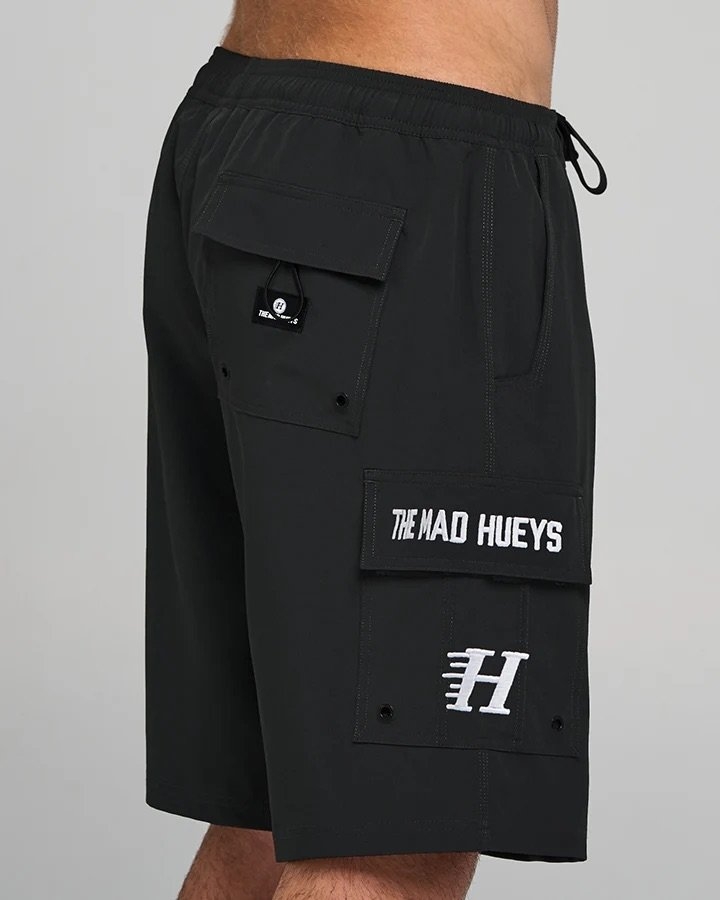 The Mad Hueys Beached Again 20in Mens Boardshorts Black
