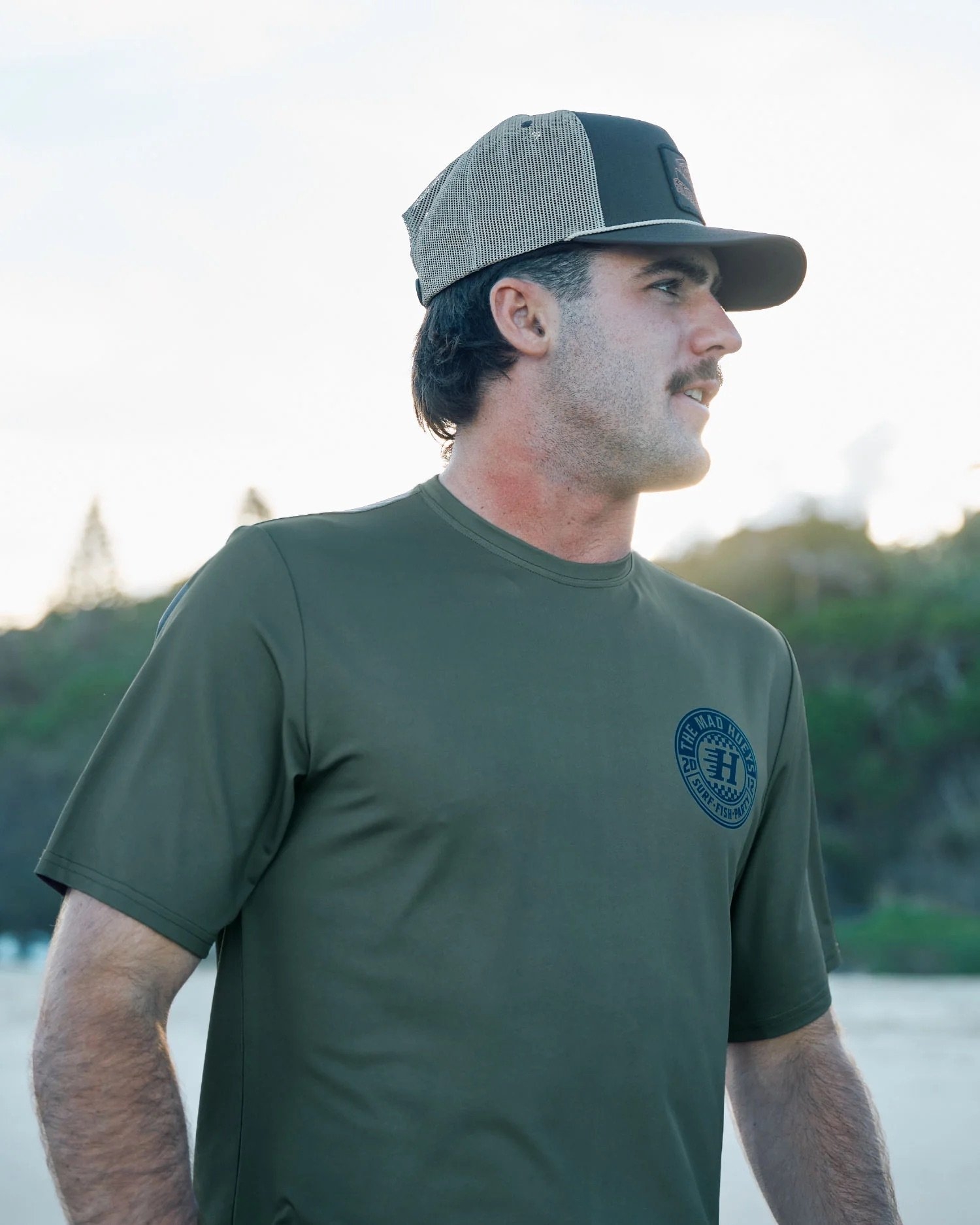 The Mad Hueys Checker Hueys Mens Relaxed Short Sleeve Rashie UPF50+ Olive