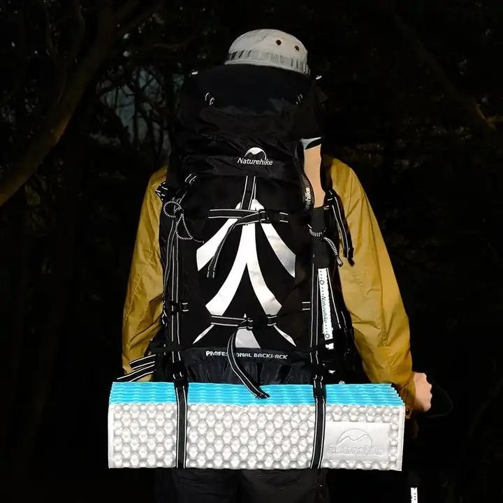 Naturehike Tramping Backpack with Rain Cover 70L Black