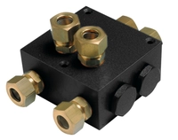 VETUS Dual Non-Return Valve G-Thread 1/2 Thumbnail VETUS Dual Non-Return Valve G-Thread 1/2