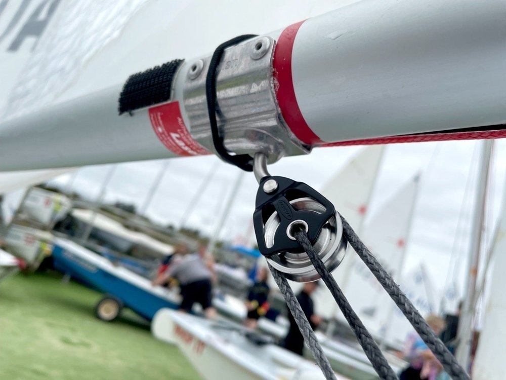 Ronstan RF34108HLK Series 30 Ball Bearing ILCA Top Vang Block