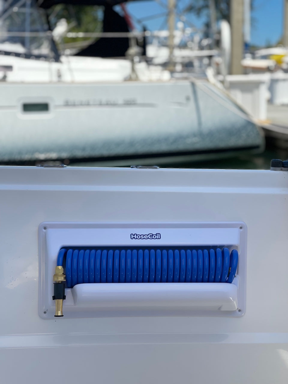 HoseCoil Horizontal Mount Enclosure with 5ft Feeder Hose