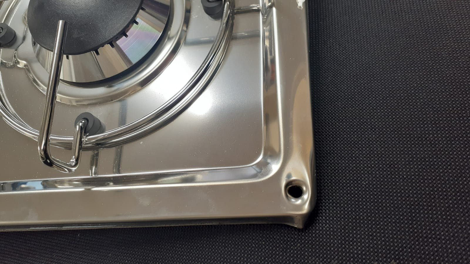 CAN Stainless 3 Burner Gas Hob - Brand new - small dent on one corner