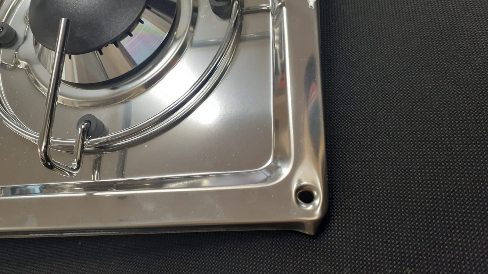 CAN Stainless 3 Burner Gas Hob - Brand new - small dent on one corner