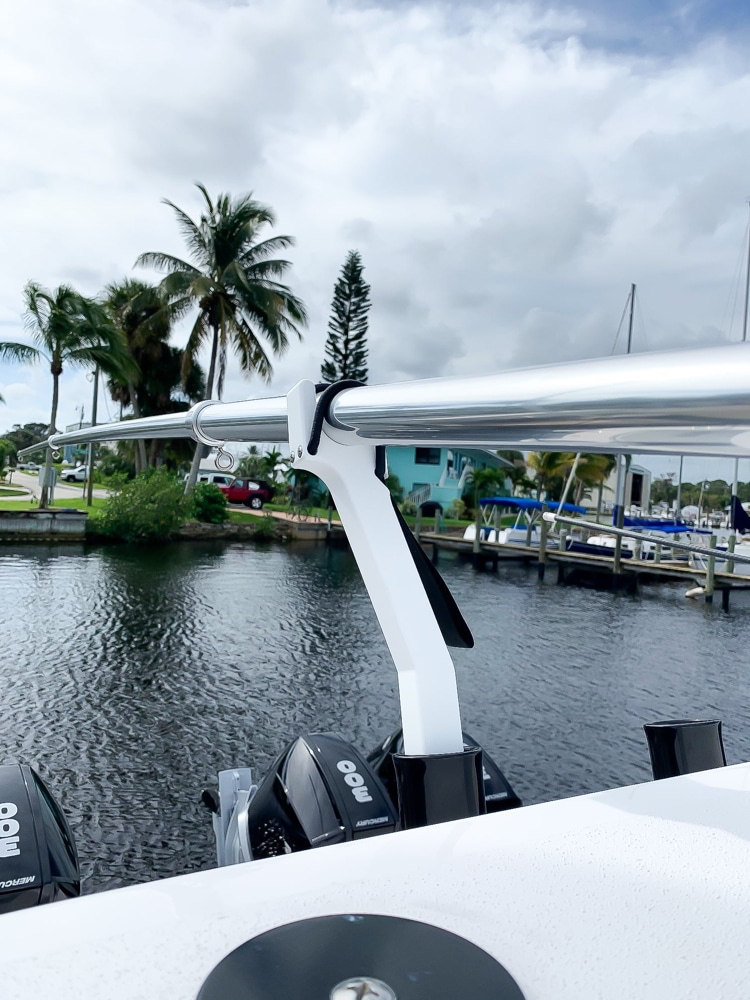 Rupp Top Gun Outrigger Poles Support 2in Offset White