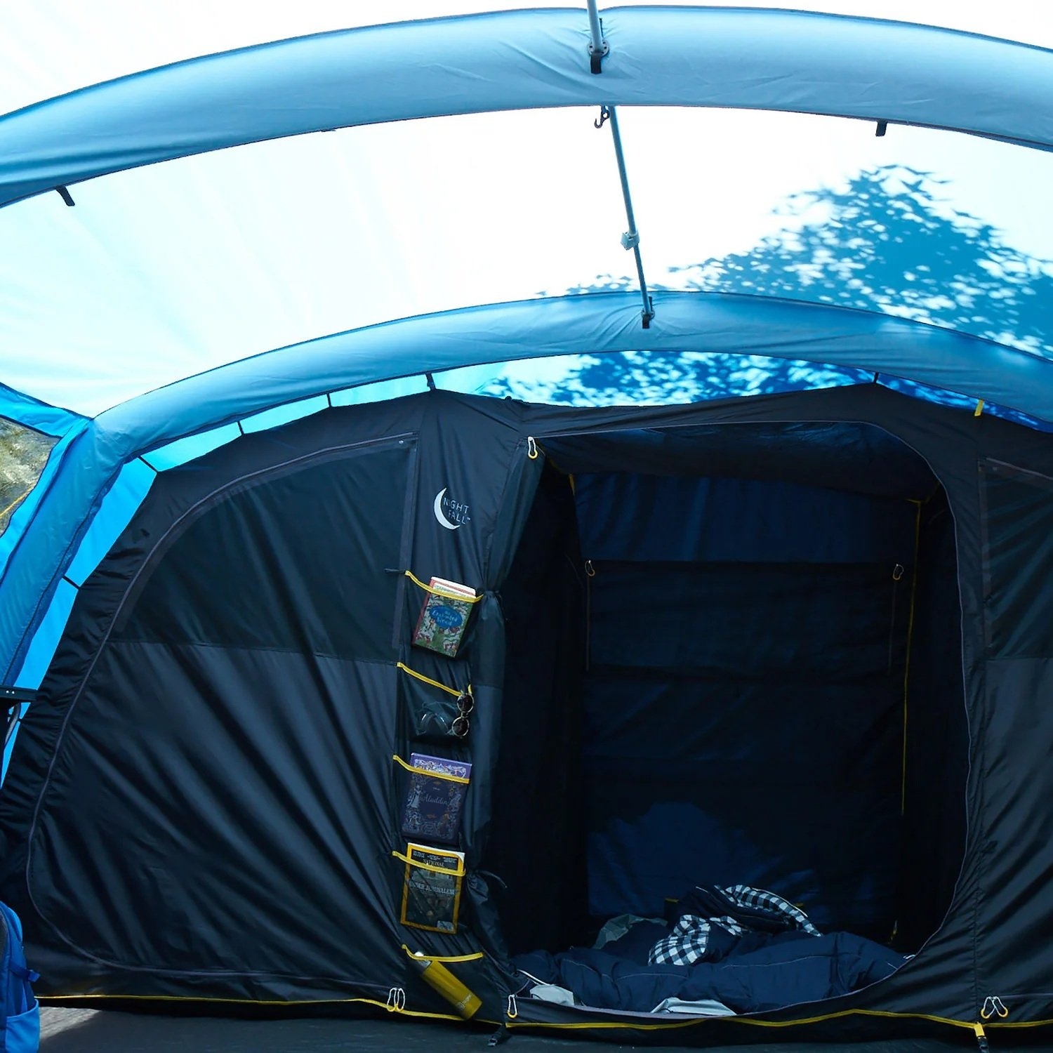 Hi-Gear Horizon 700 Eclipse Air Nightfall 7 Person Inflatable Air Tent