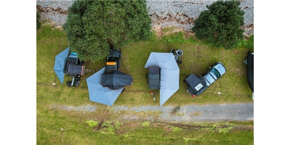Kiwi Camping Tuatara 180-Degree Self-Supporting Awning 1.8m