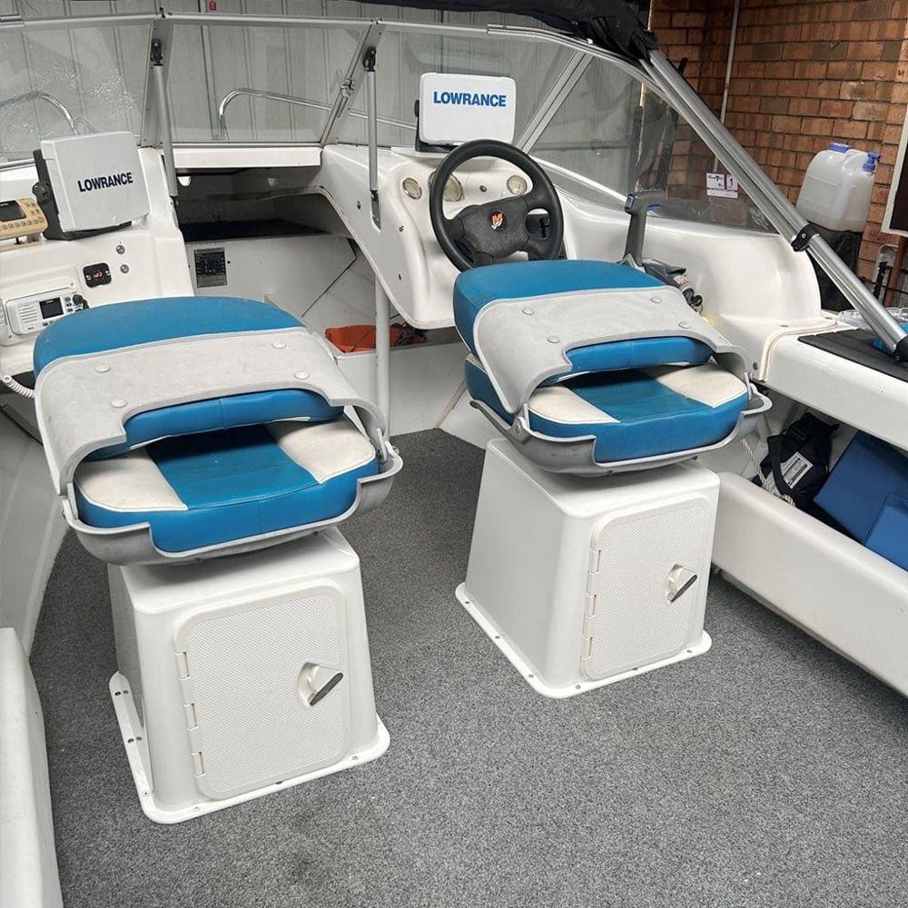 Oceansouth Boat Seat Box with Waterproof Storage Hatch 415mm