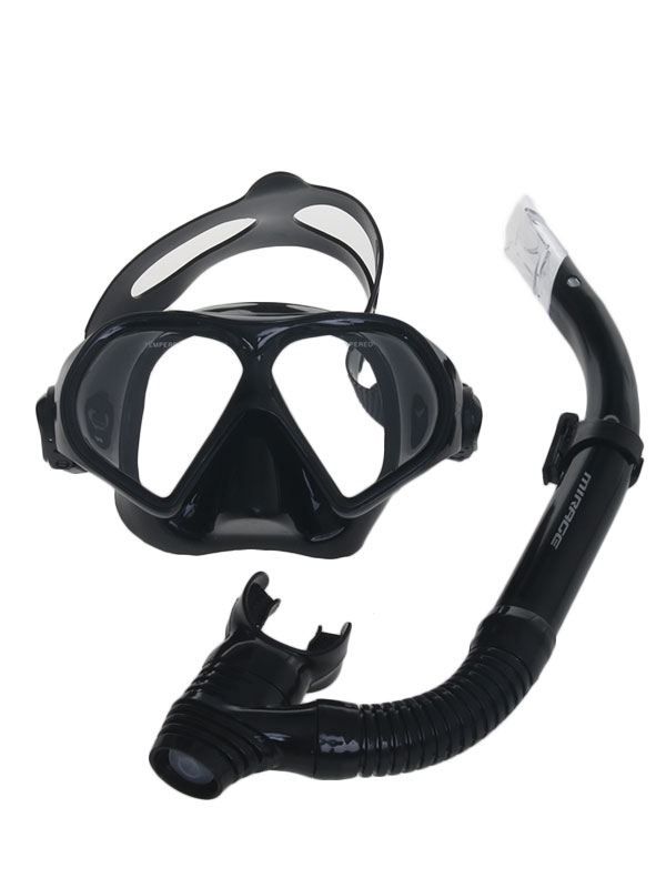Mirage Challenger Adult Mask Snorkel and Fins Set