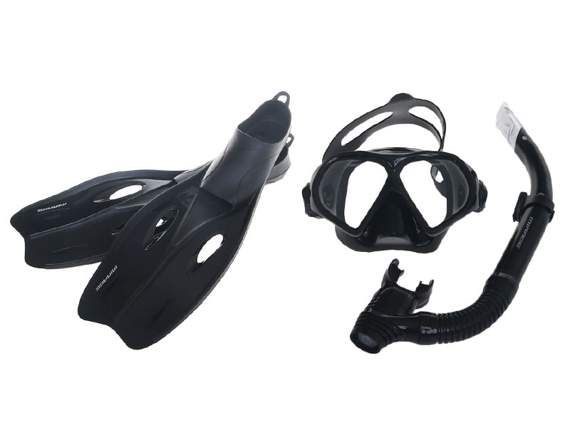 Mirage Challenger Adult Mask Snorkel and Fins Set Black L