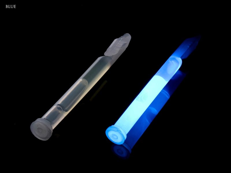 ManTackle Deep Sea Glow Stick with Clip 10cm Blue