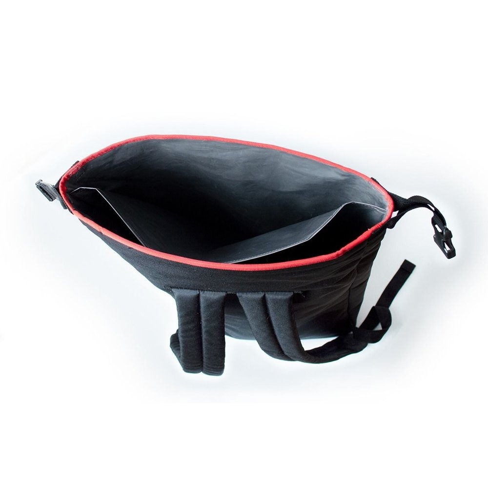 nomadiQ BBQ Soft Cooler Backpack 20L