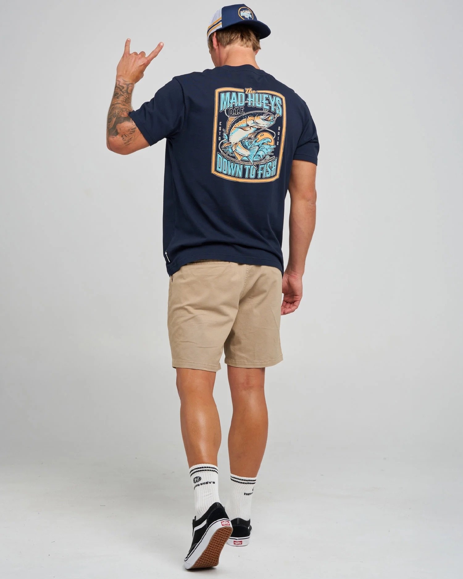 The Mad Hueys Down To Fish Mens T-Shirt Navy