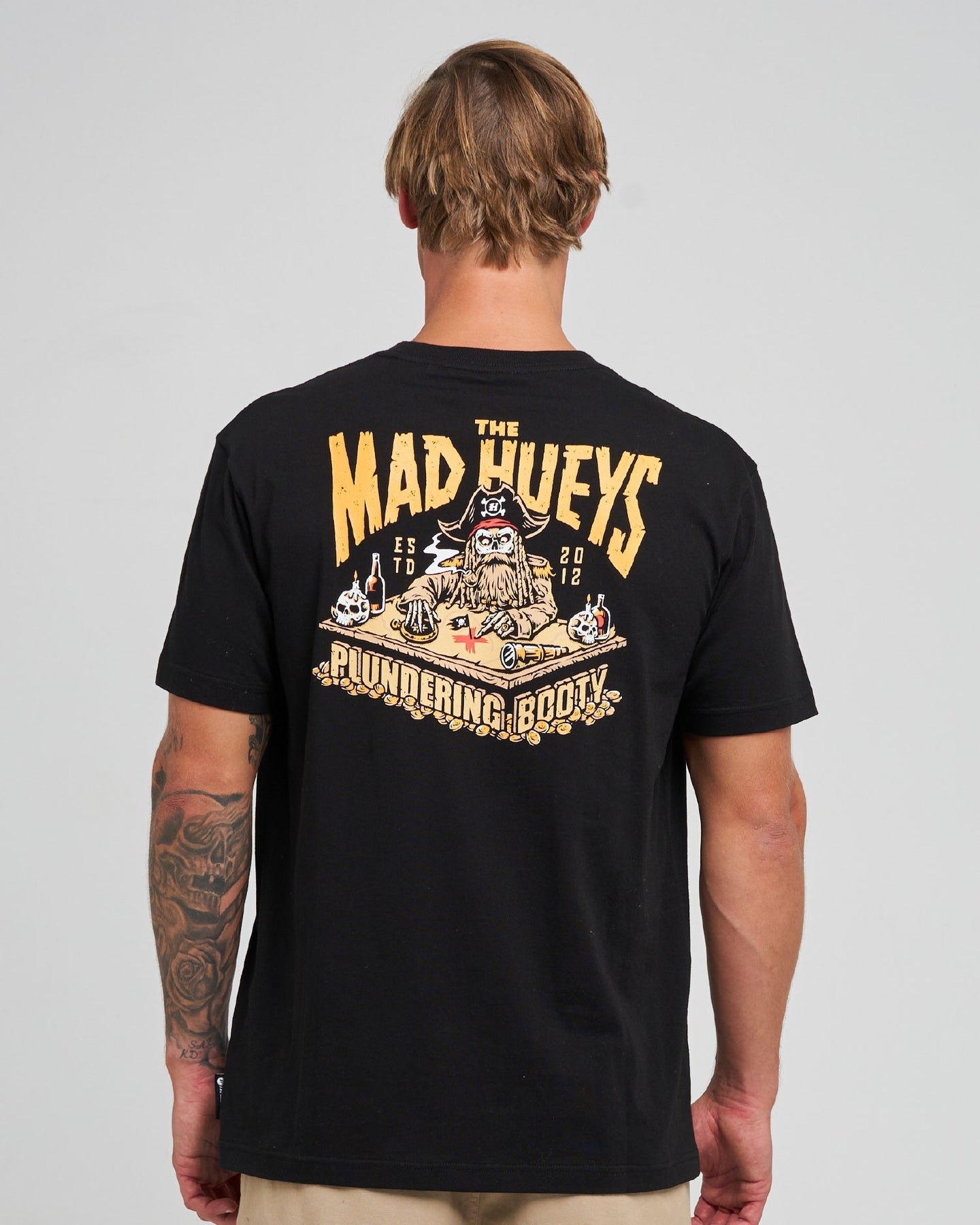 The Mad Hueys Plundering Booty Mens T-Shirt Black