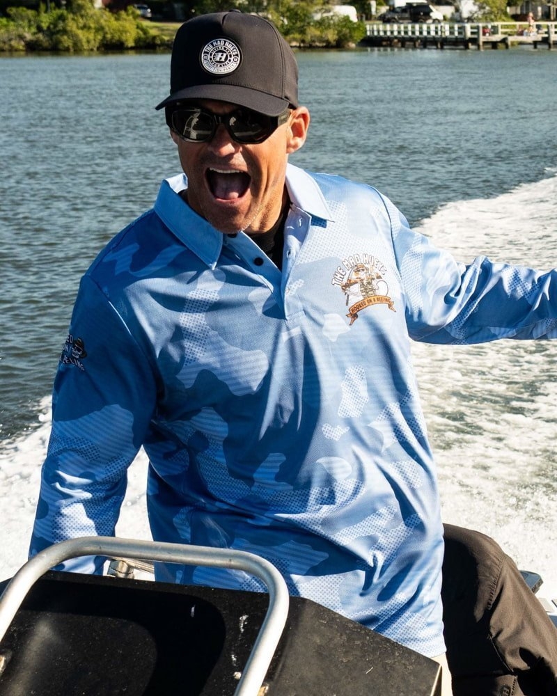 The Mad Hueys Hooked On A Reeling UPF50+ Fishing Jersey Steel Blue