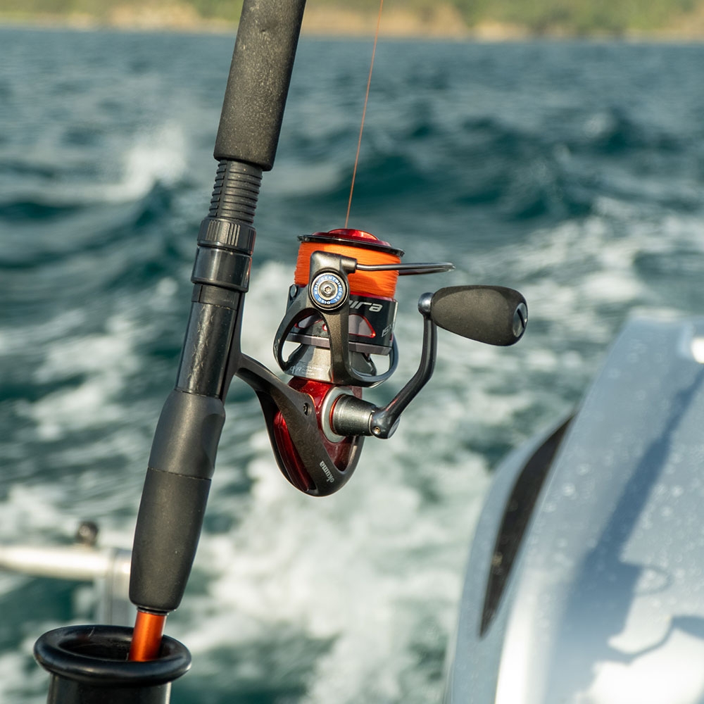 Okuma Inspira Red 20 Precision Lightweight Softbait Spinning Reel - Ex Display