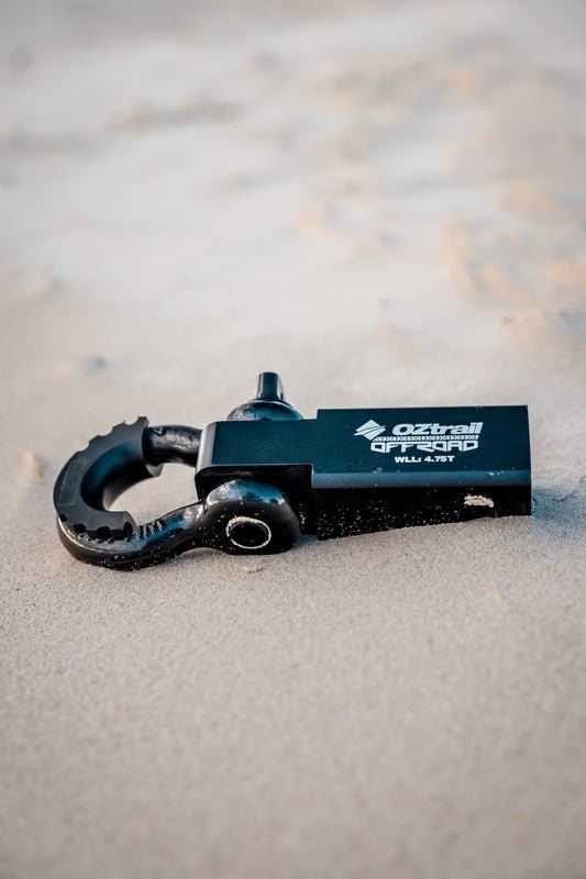 OZtrail Recovery Hitch and 4.75T Bow Shackle