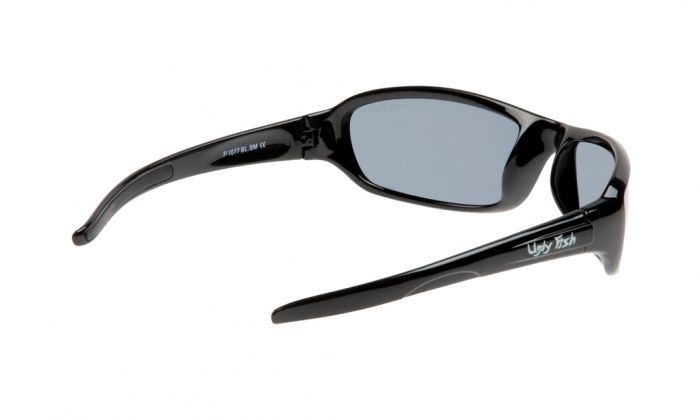 Ugly Fish P1077 Polarised Sunglasses Smoke Lens Shiny Black Frame