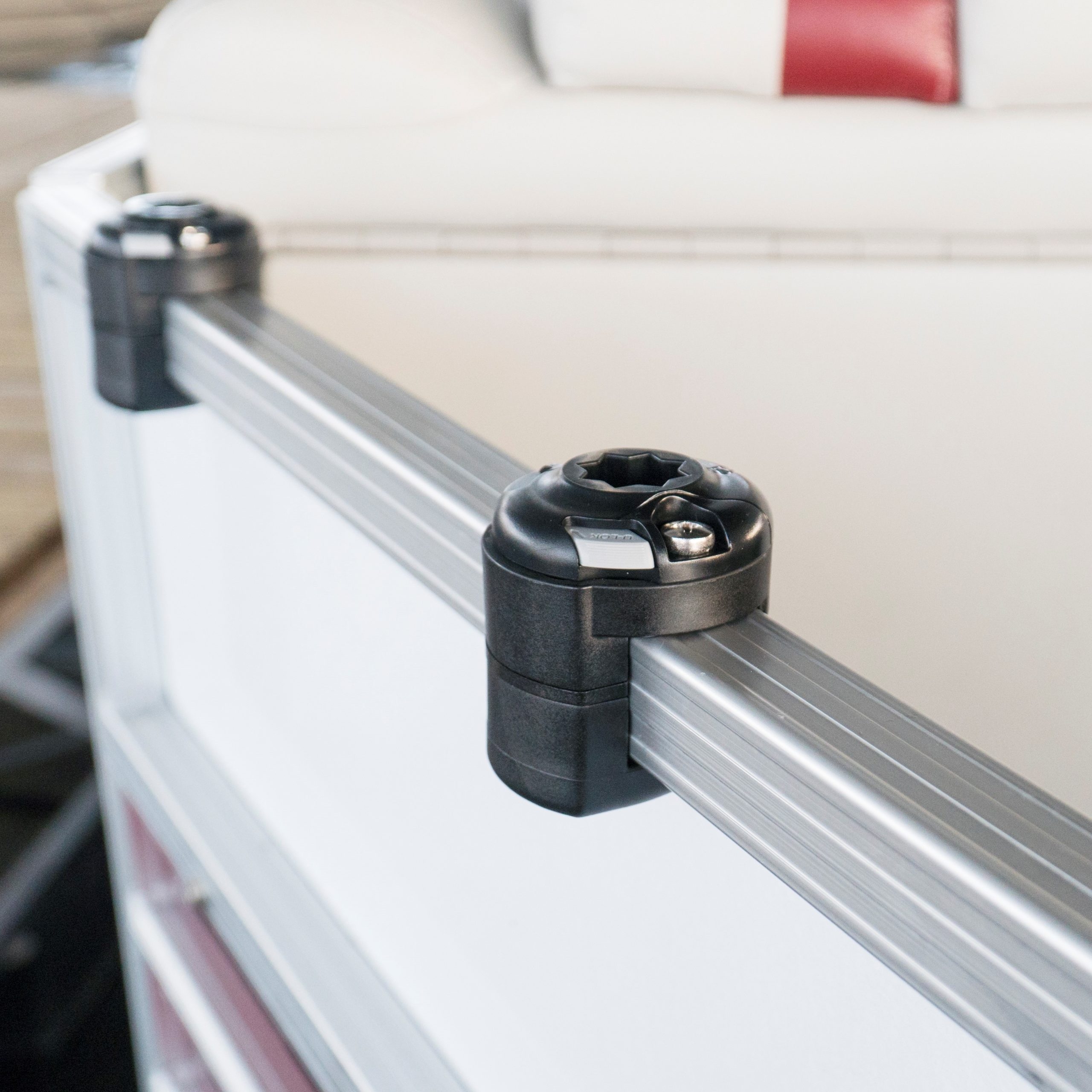 Railblaza Pontoon Boat Railmount 28-32mm