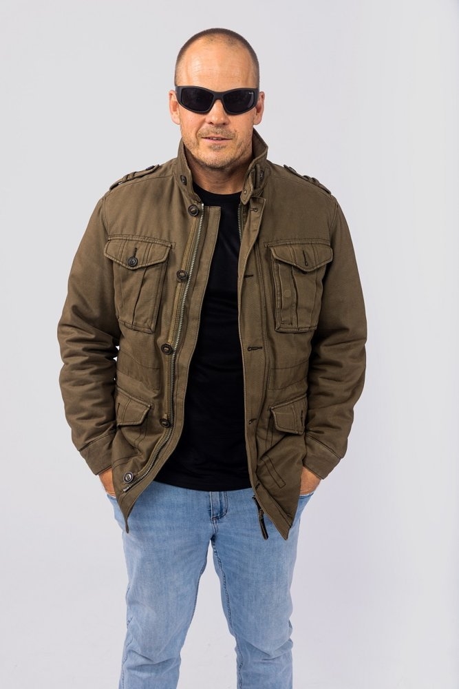 Ugly Fish PU5507 Unbreakable Polarised Wrap Sunglasses Matte Black Frame/Smoke Lens