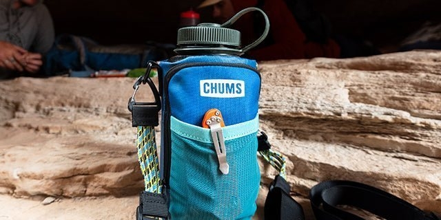 Chums Rover Bottle Sling Bag with Phone Pouch Plum