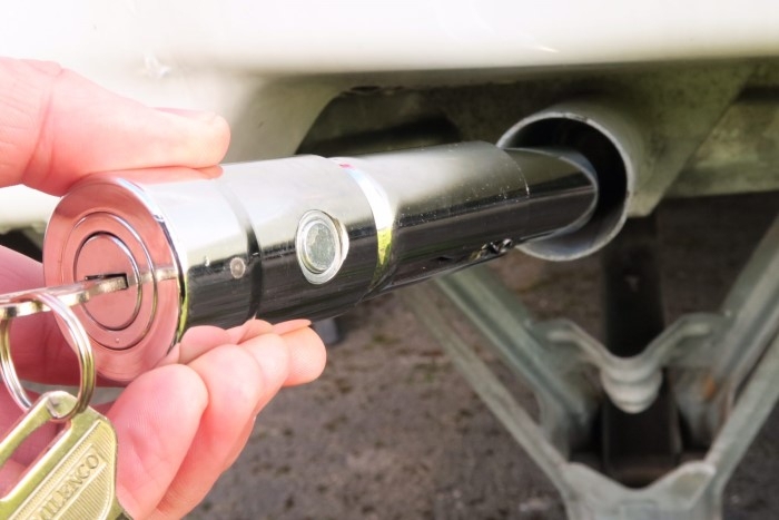 Milenco Corner Feet Stabilisers Lock