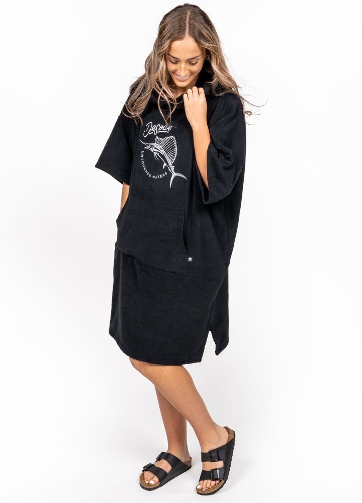 Desolve Sail Womens Beach Towel Poncho