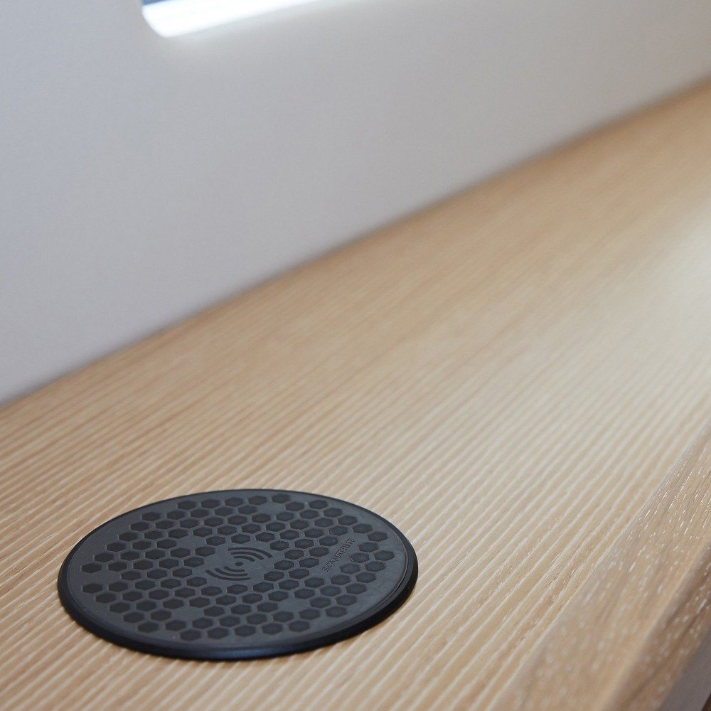 Scanstrut ROKK Waterproof Wireless Surface Charger 12/24V