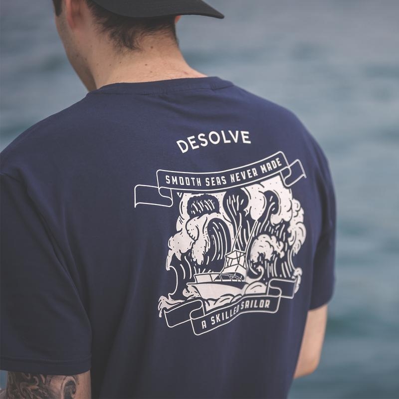 Desolve Smooth Seas UPF50 Mens T-Shirt Navy Medium